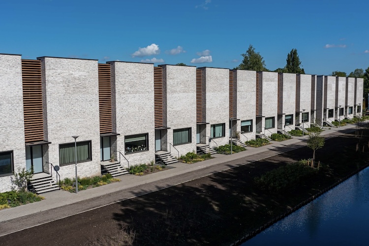 Film ! Holonite trappen voor woningen Kralingse Heren
